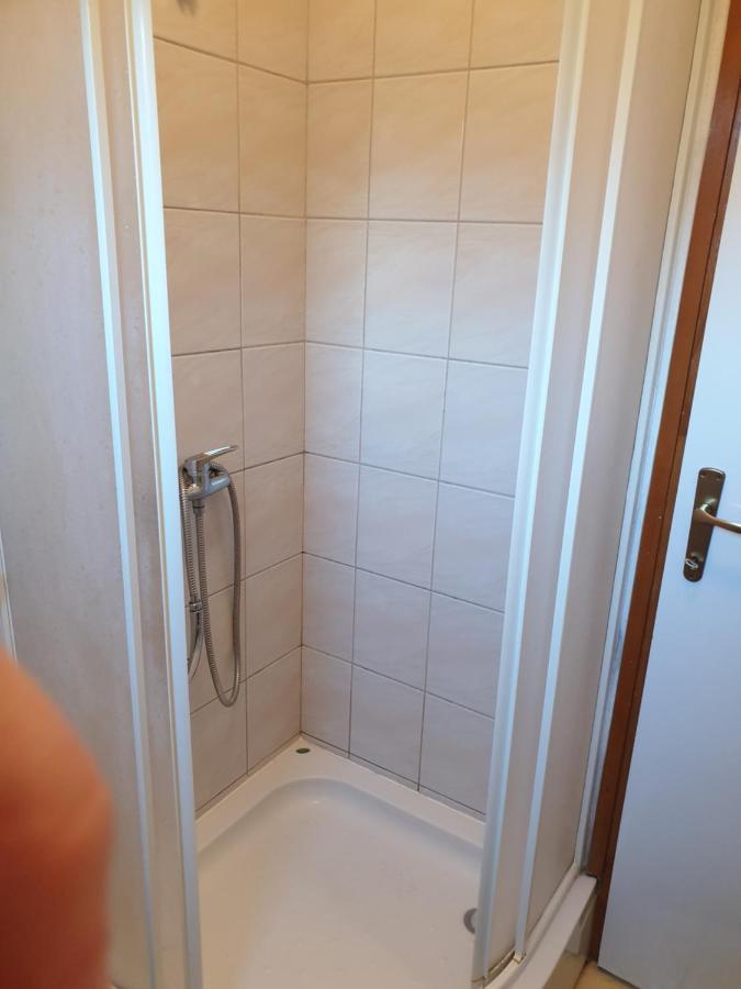 Apartman Teo Vodice Buitenkant foto